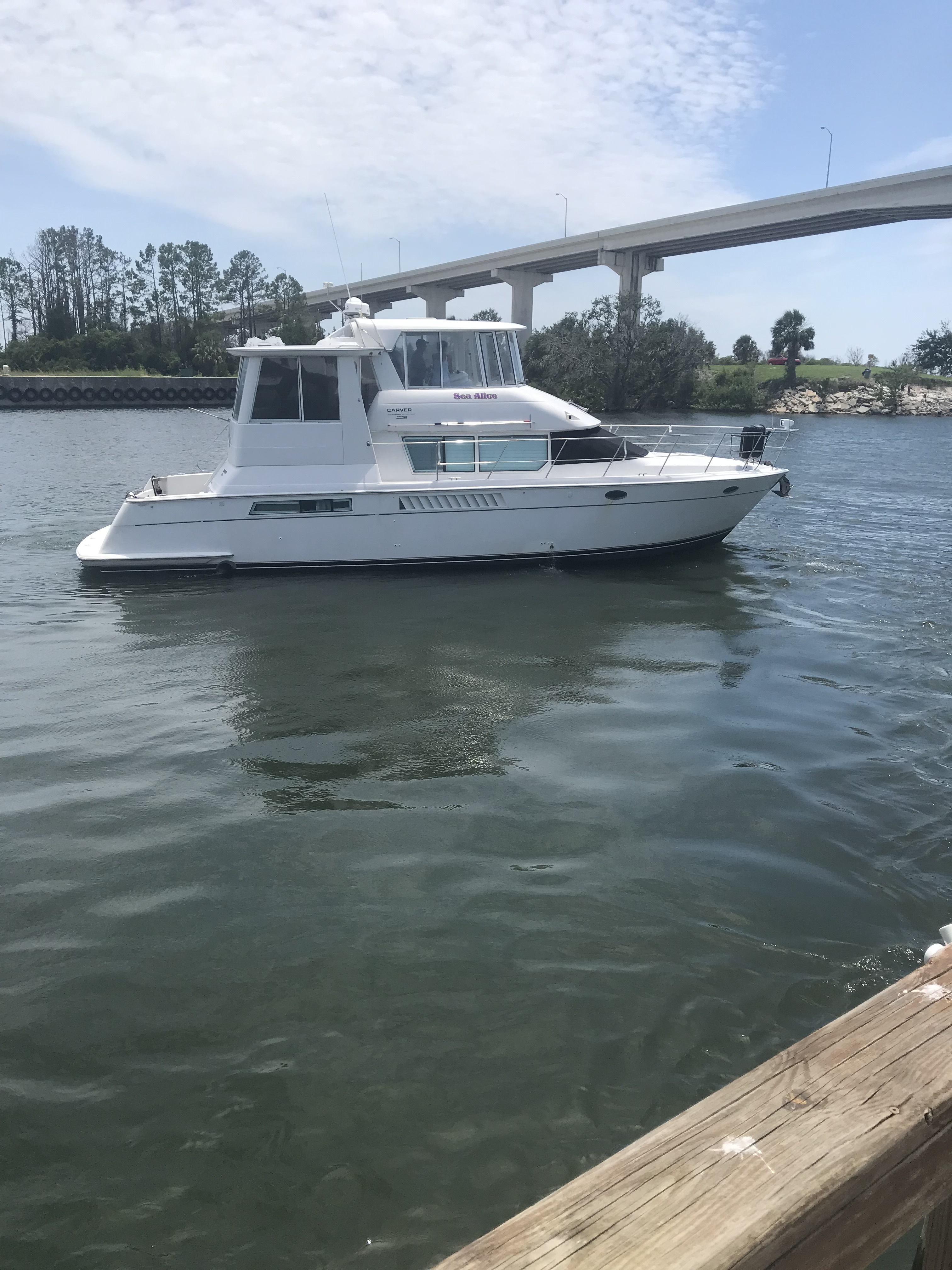1997 Carver 500 Cockpit Motor Yacht Yacht boat