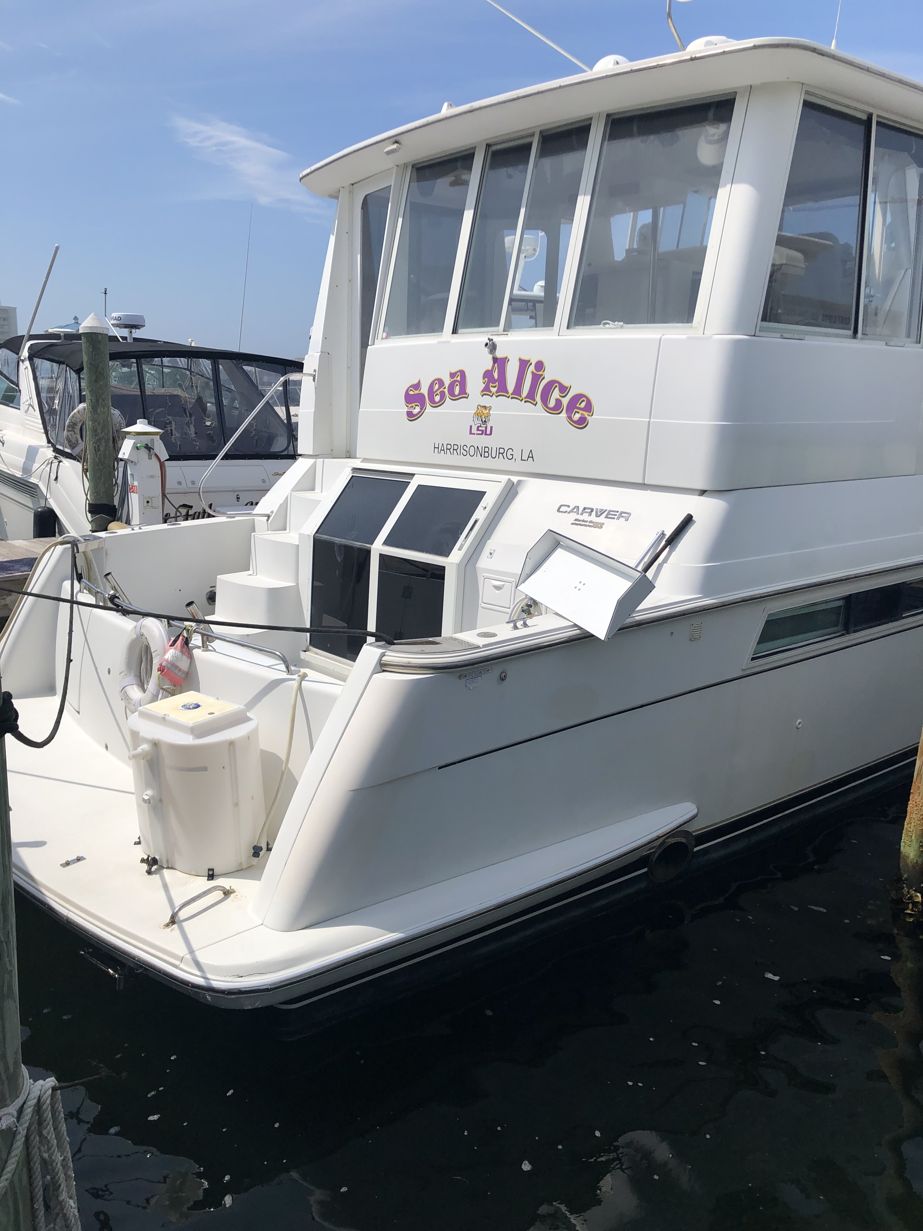 1997 Carver 500 Cockpit Motor Yacht in harrisonburg LA