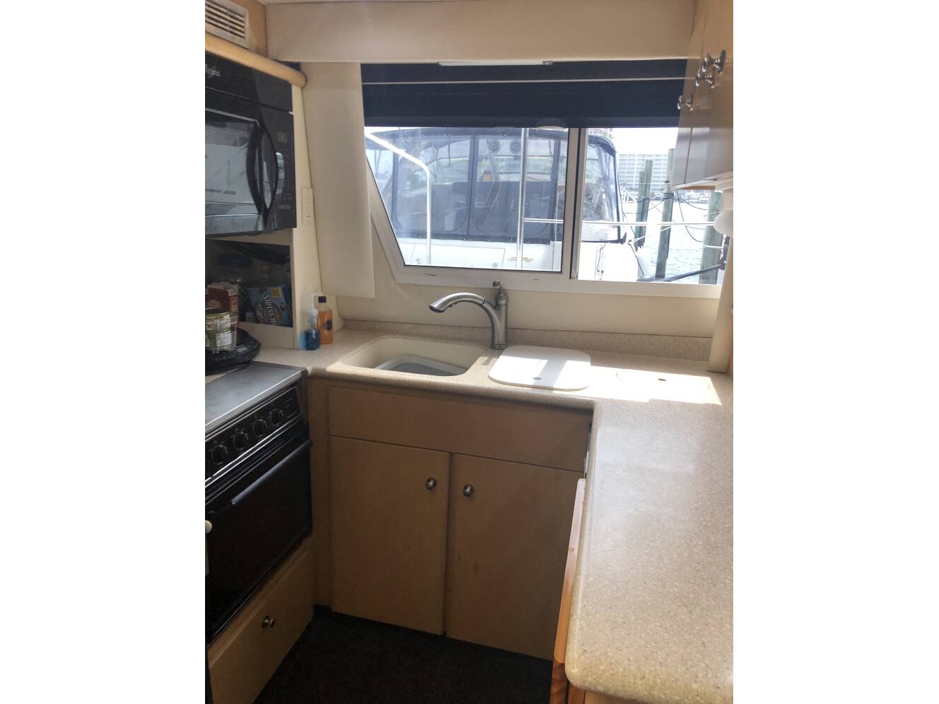 A photo of this 1997 Carver 500 Cockpit Motor Yacht