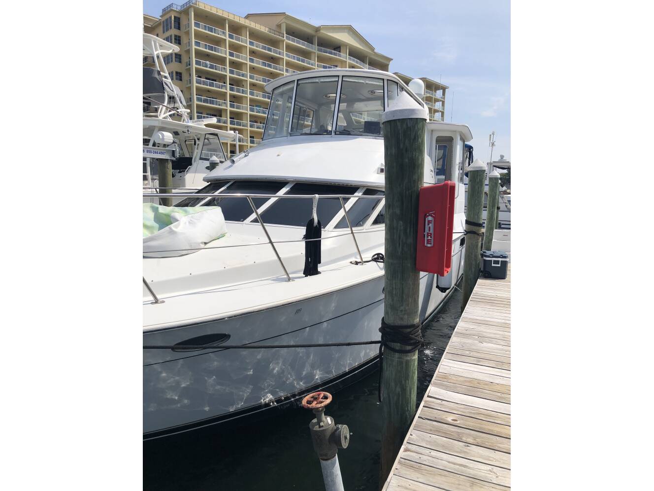 A photo of this 1997 Carver 500 Cockpit Motor Yacht