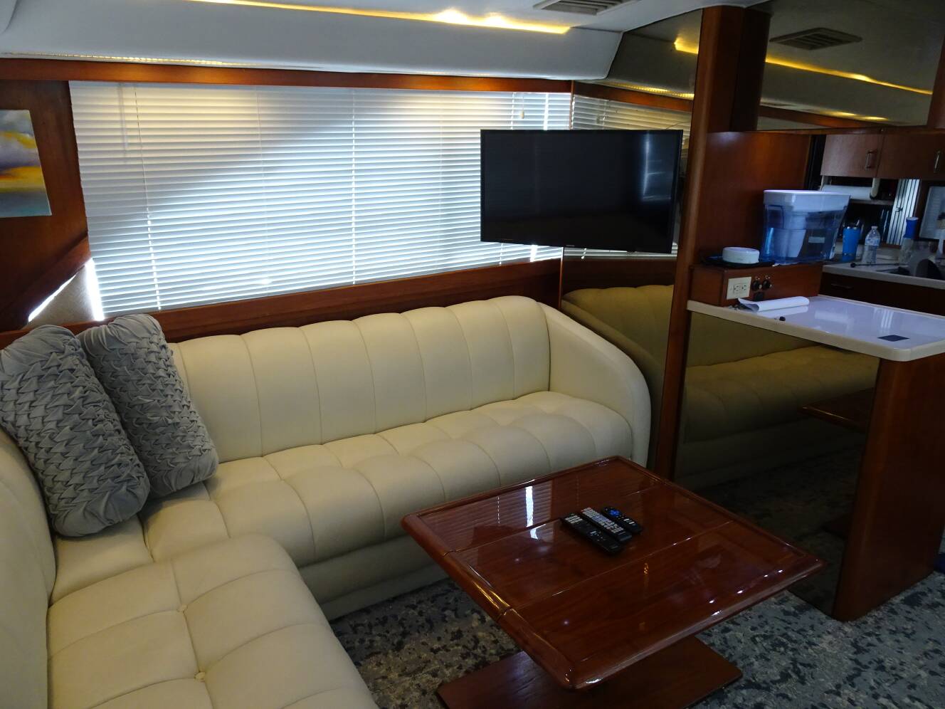 A photo of this 1991 Ocean Yachts 48 SUPER SPORT