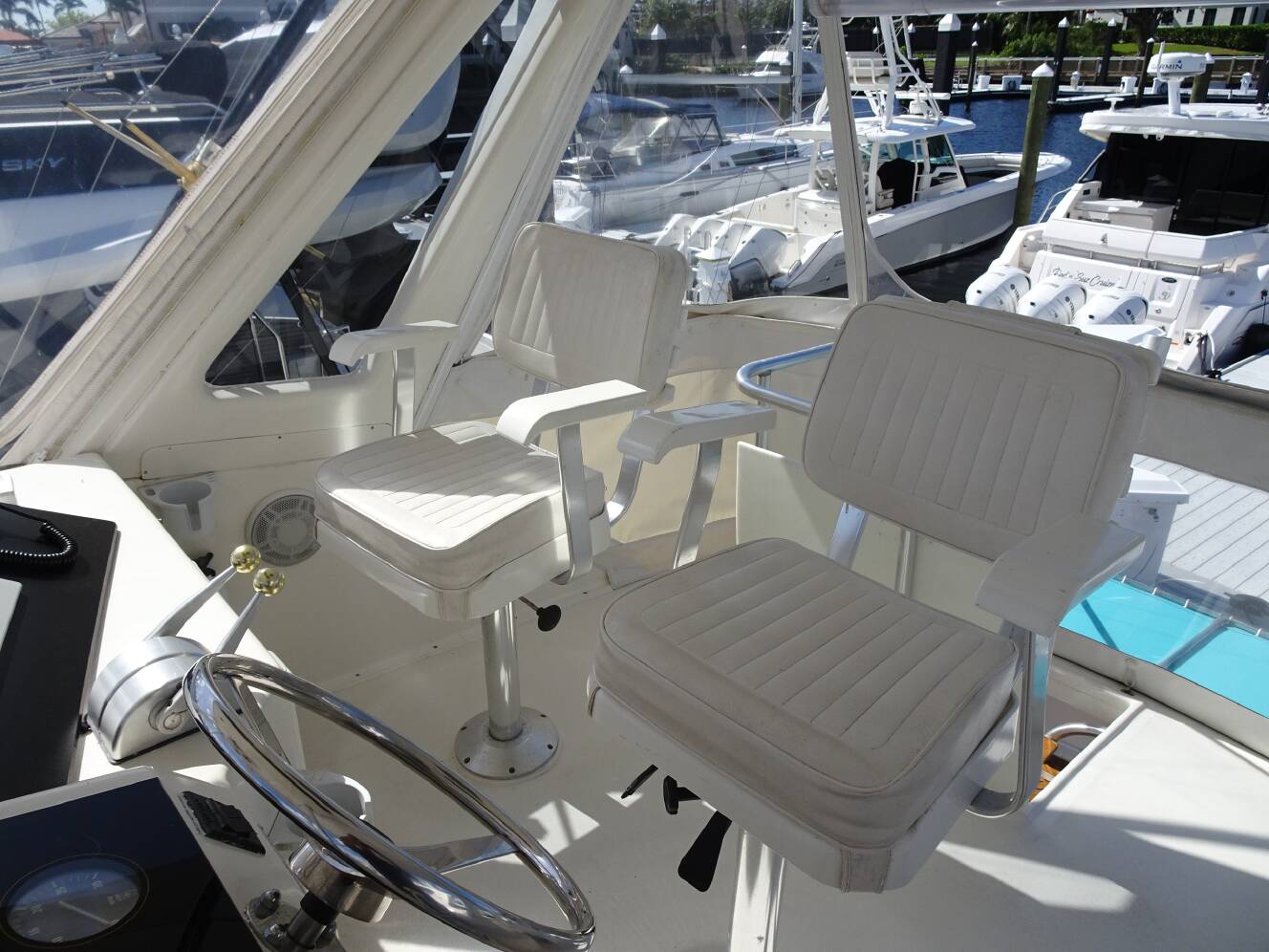 A photo of this 1991 Ocean Yachts 48 SUPER SPORT
