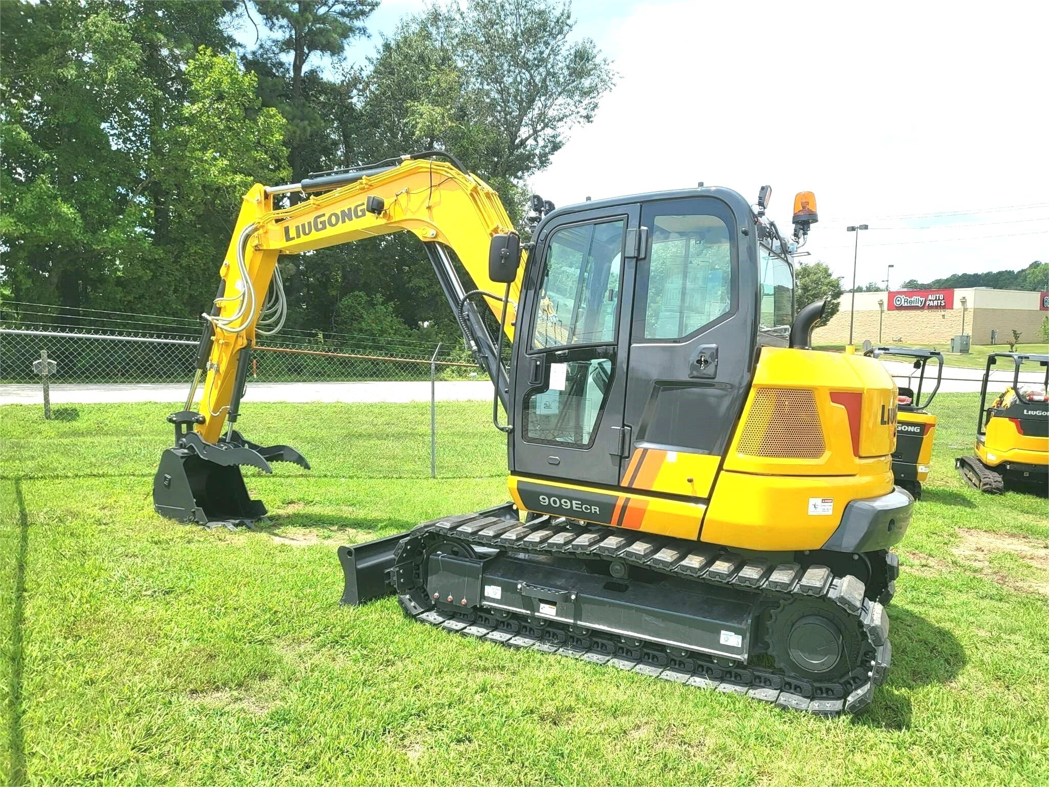 STANDARD Excavators Equipment listings For Sale Near Talleys Crossing ...