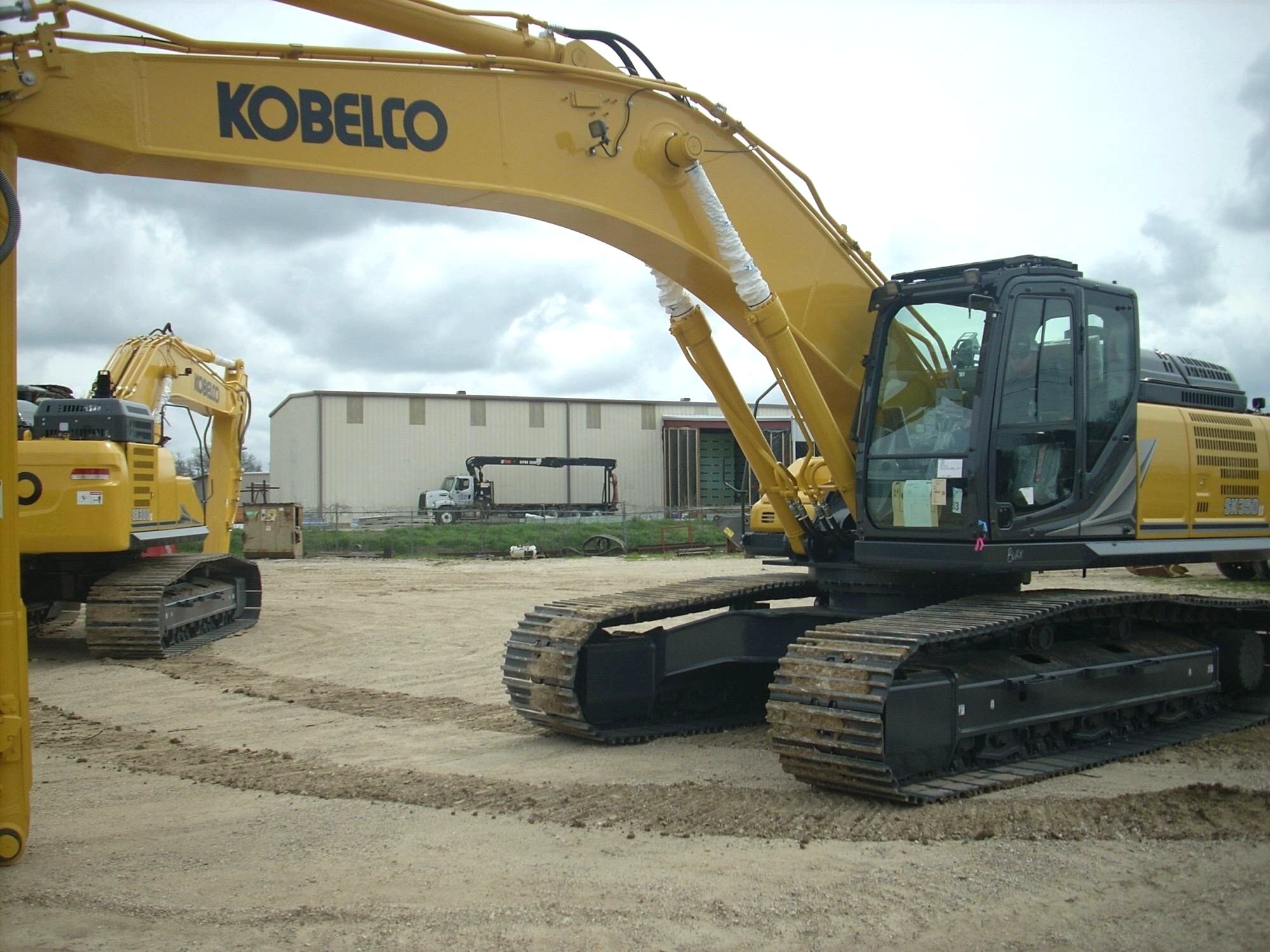 Kobelco SK350 Lc Equipment For Sale - Kobelco SK350 Lc Equipment