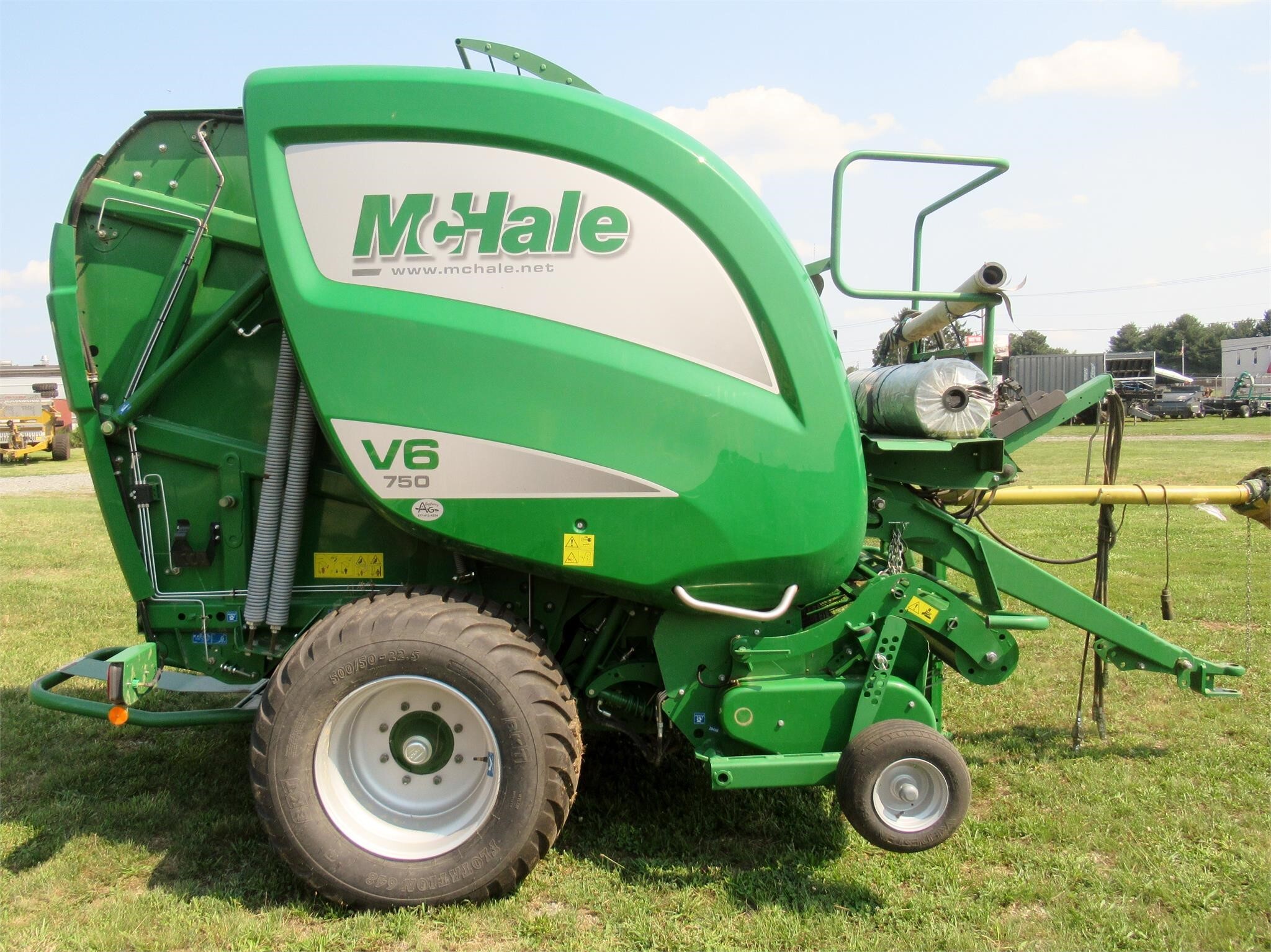 2020 MCHALE V6750 Baler