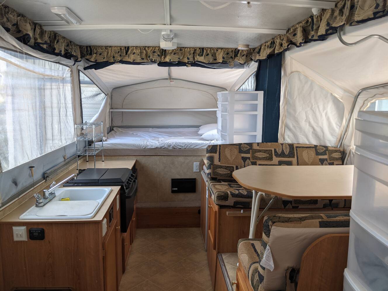 A photo of this 2006 Jayco SELECT 12 HW