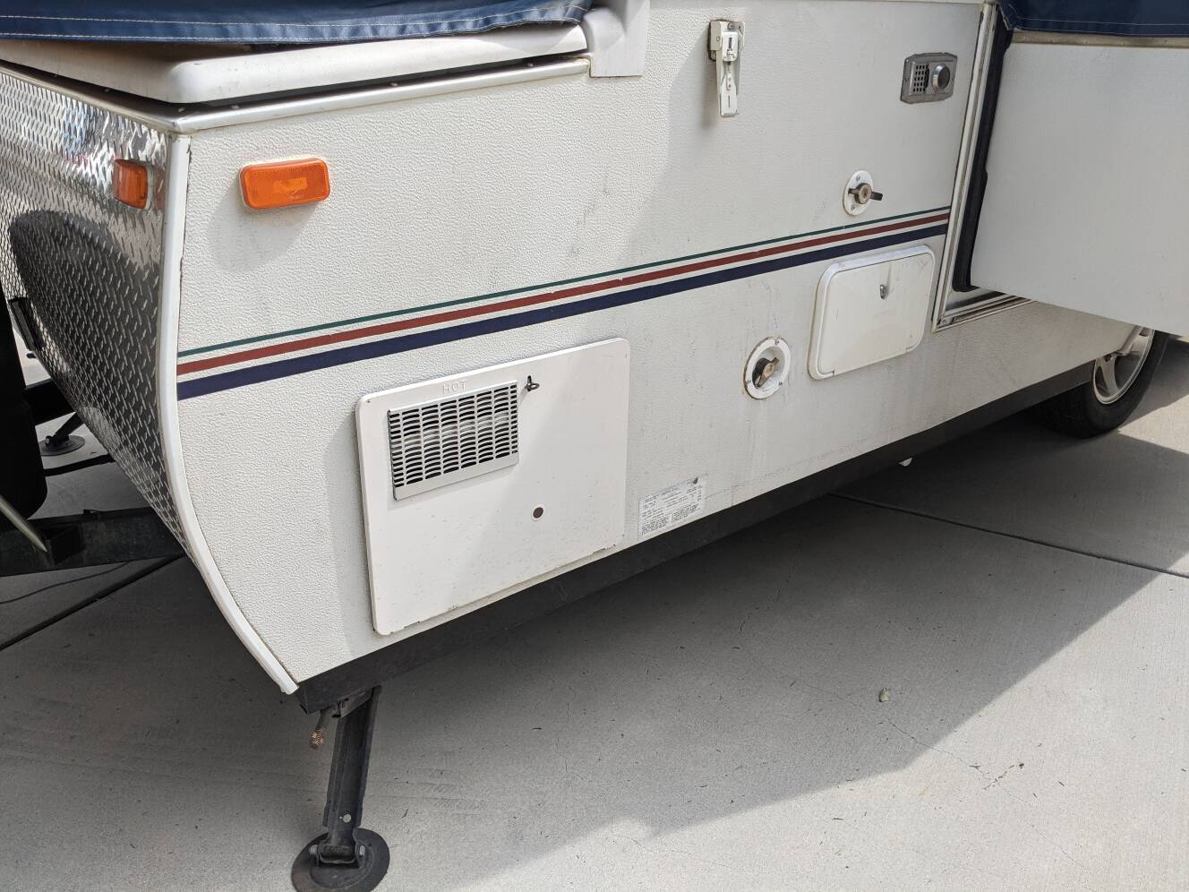 A photo of this 2006 Jayco SELECT 12 HW