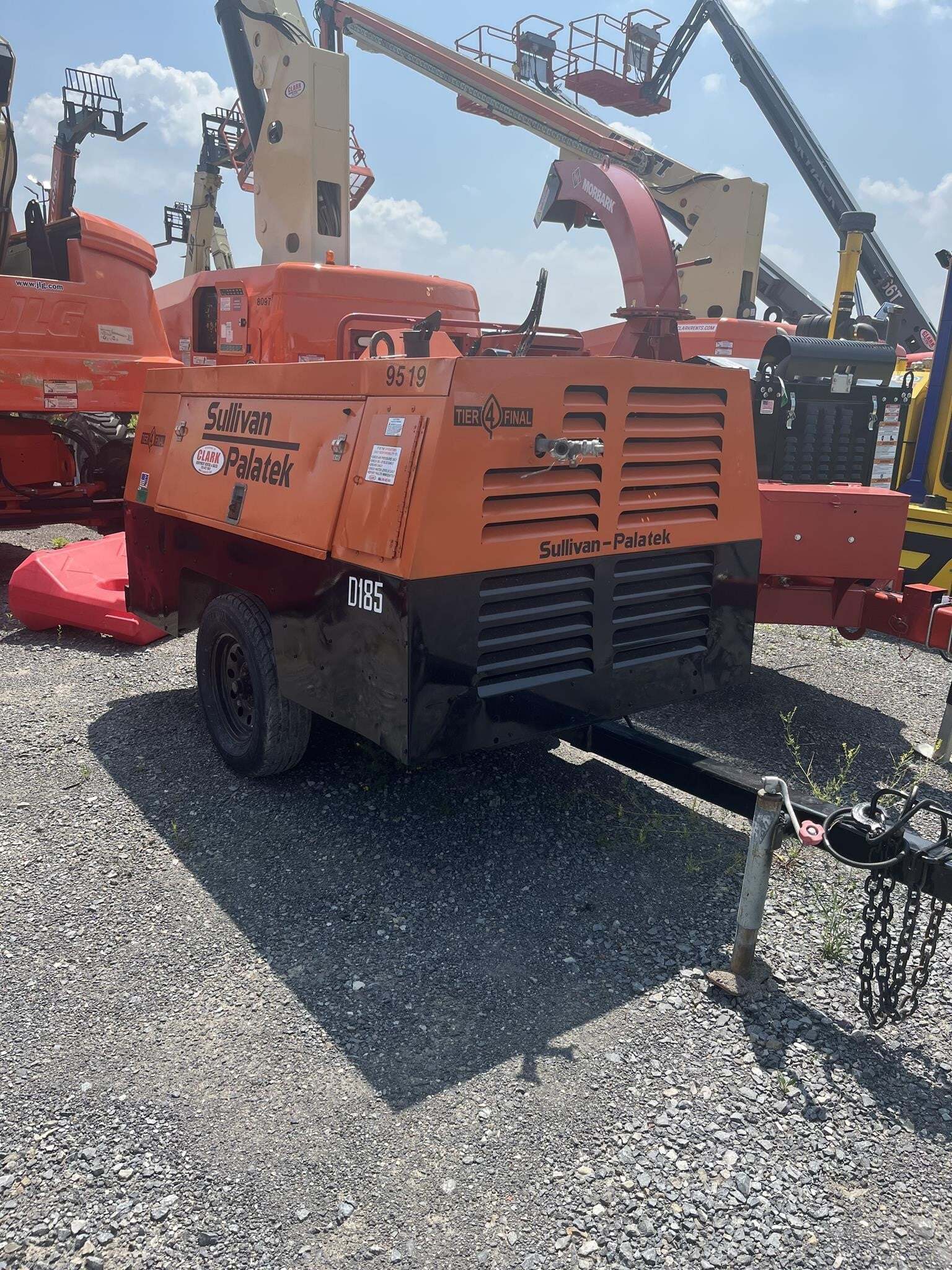 2018 SULLIVAN PALATEK D185PDZSB Air Compressor