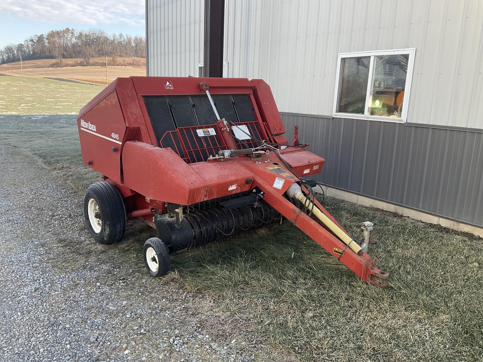 NEW IDEA 4845 Baler