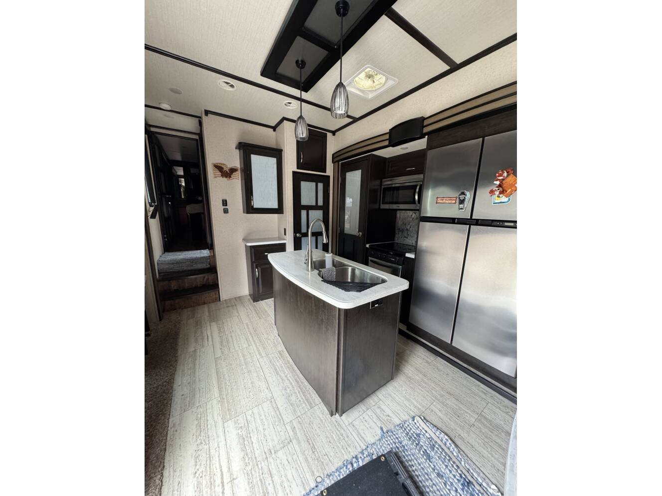 A photo of this 2017 Grand Design MOMENTUM 376TH