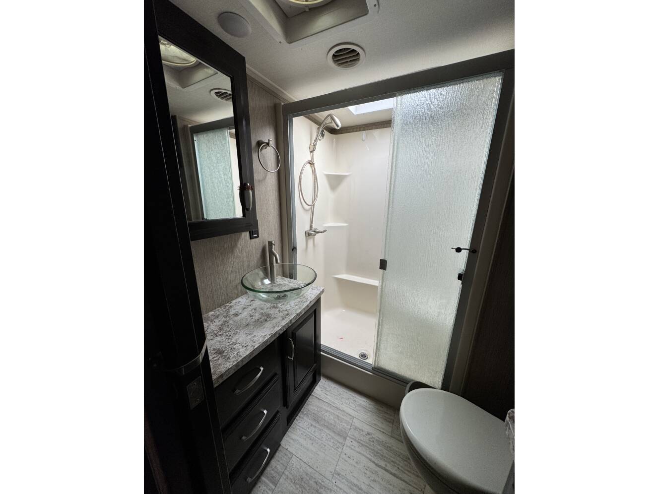A photo of this 2017 Grand Design MOMENTUM 376TH