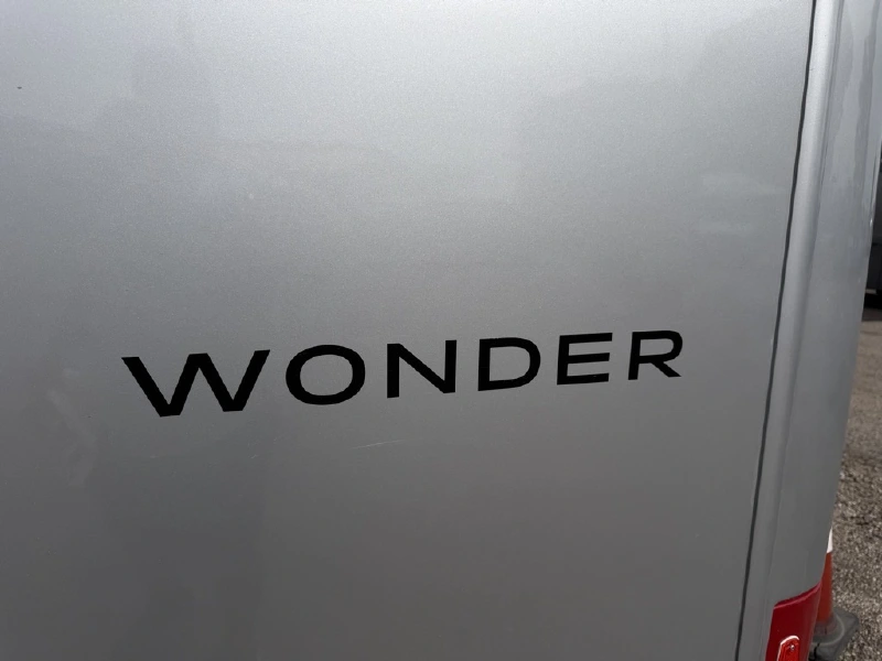 2020 LEISURE TRAVEL WONDER 24 MB