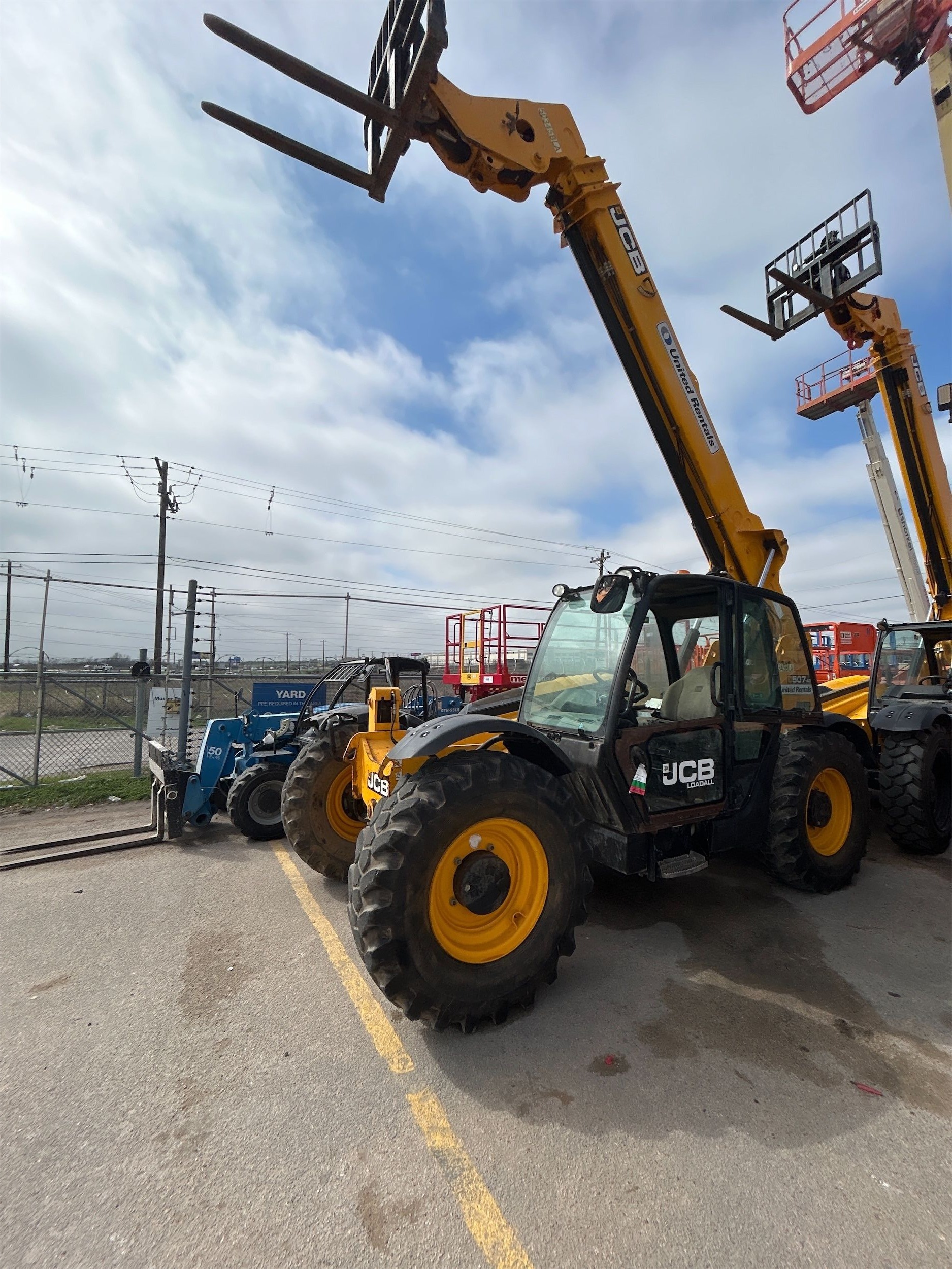 2017 JCB 507-42 Forklift in College Station, TX
