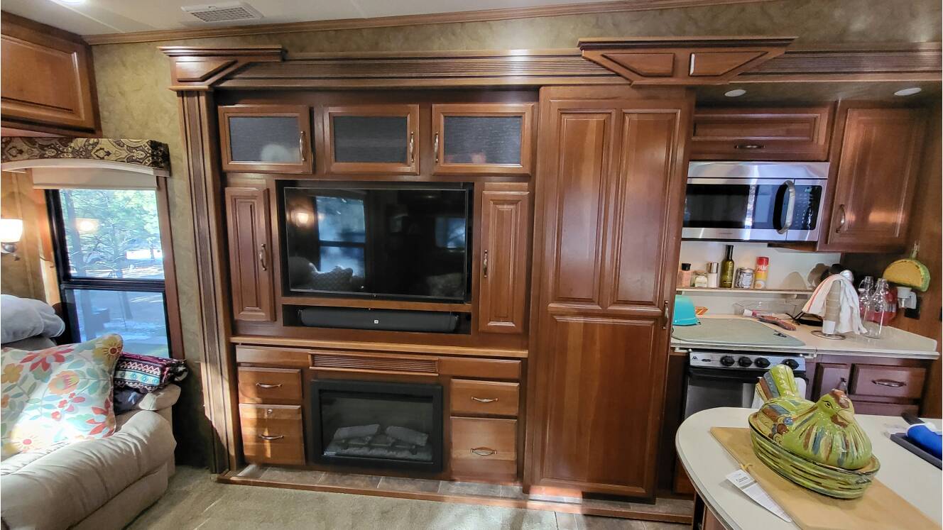 A photo of this 2015 Redwood REDWOOD 38GK