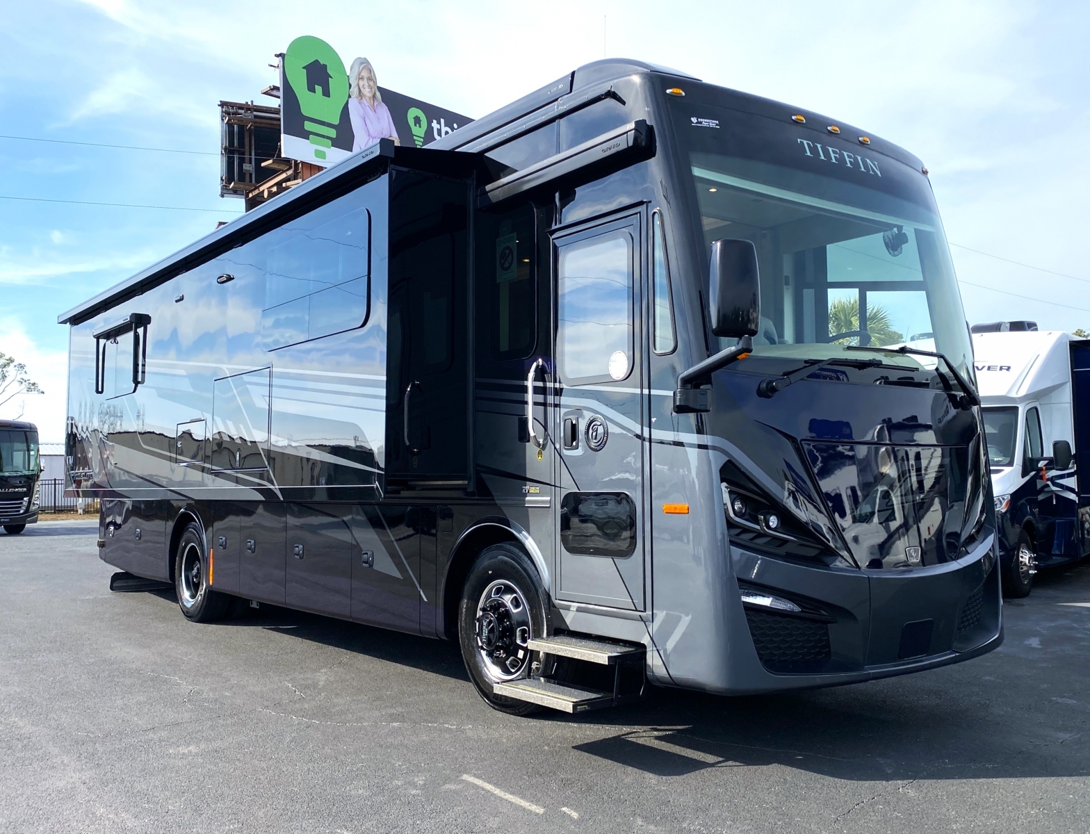 2026 Tiffin Motorhomes Phaeton 35 CH in panama city FL