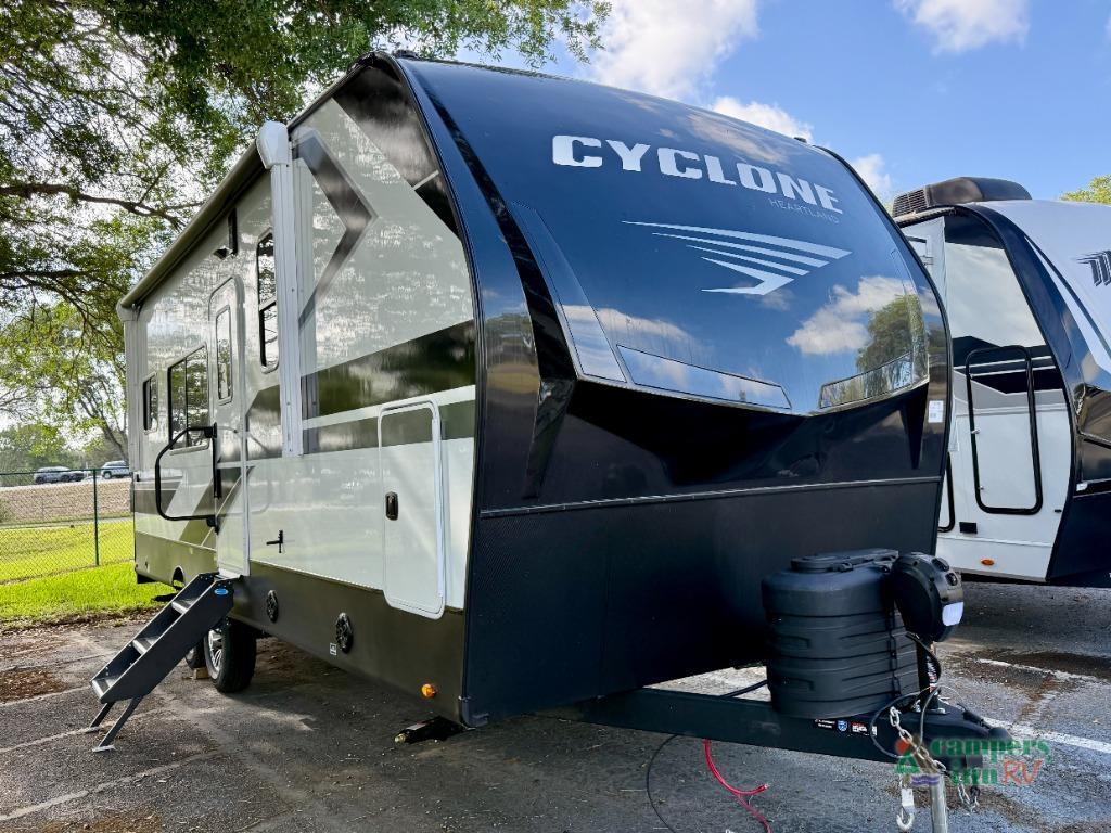 2026 Heartland Cyclone 2214 in seffner FL