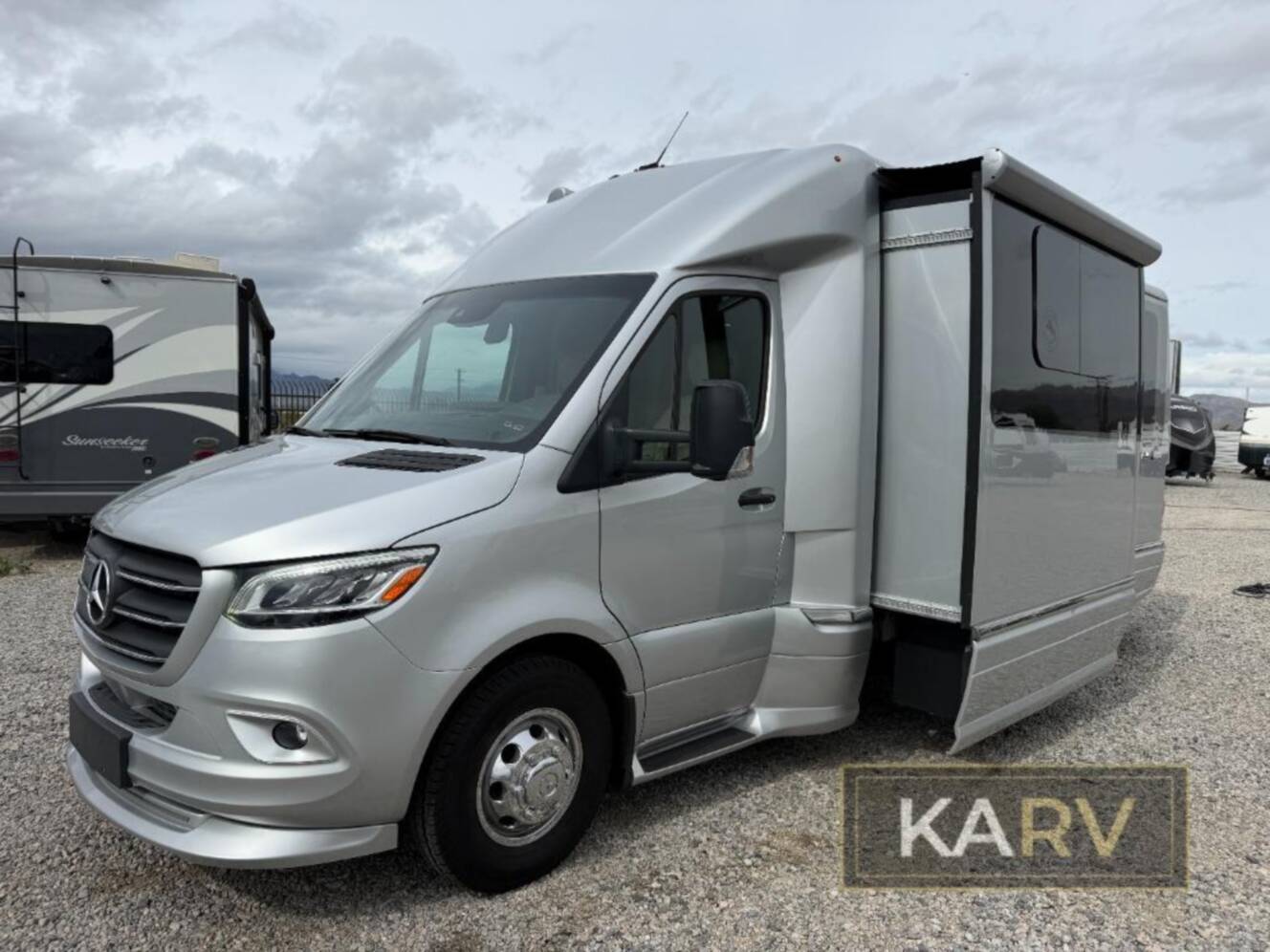 A photo of this 2025 Airstream Atlas Murphy Suite Tommy Bahama E1 PKG