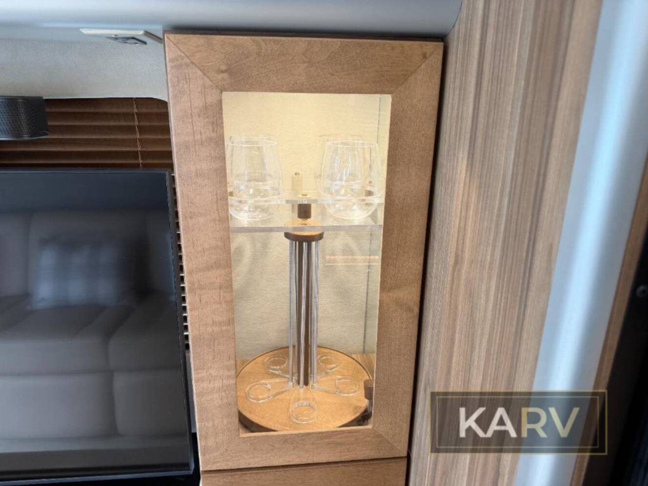A photo of this 2025 Airstream Atlas Murphy Suite Tommy Bahama E1 PKG
