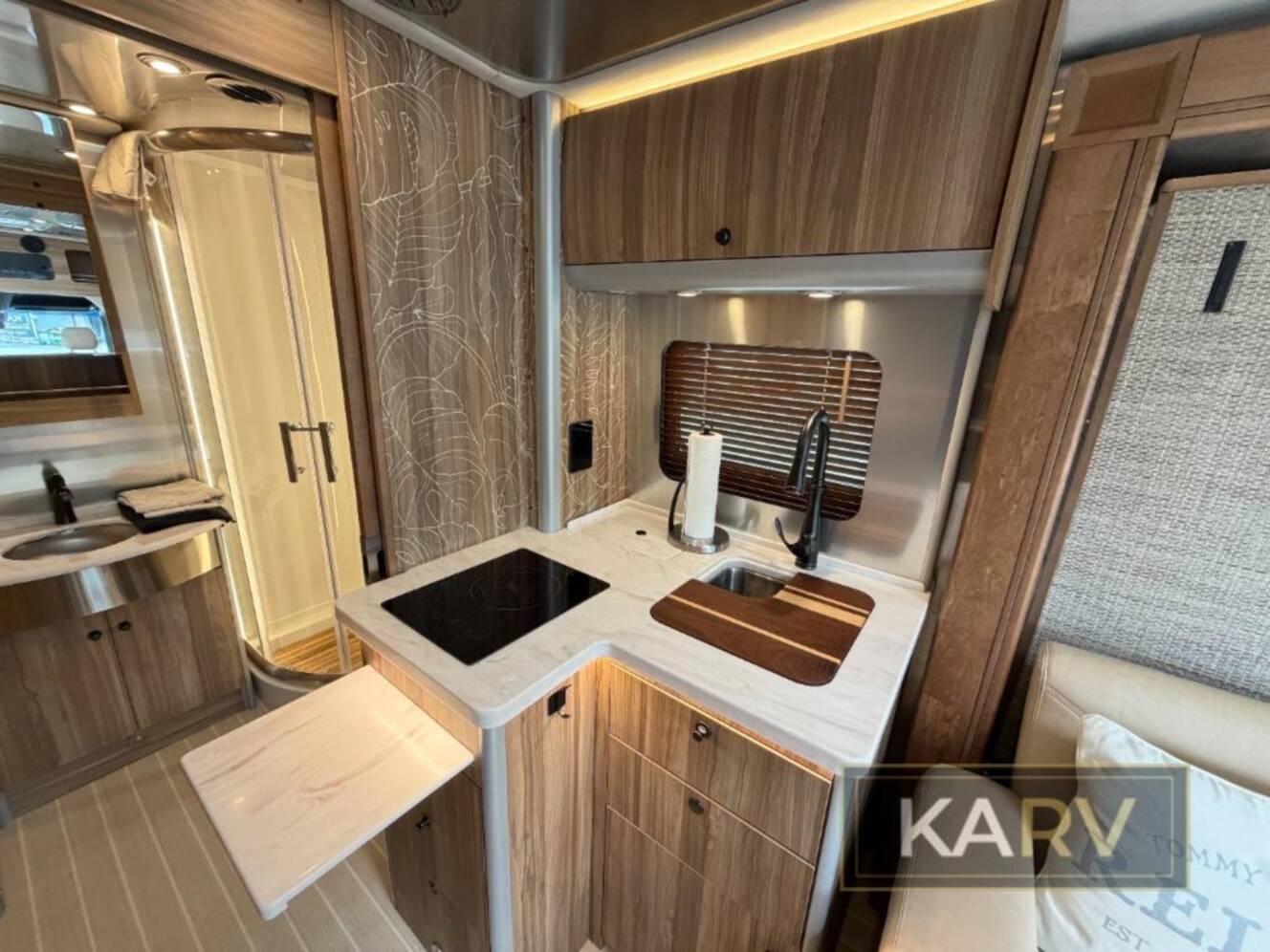 A photo of this 2025 Airstream Atlas Murphy Suite Tommy Bahama E1 PKG