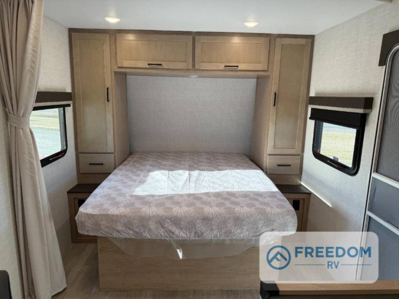 A photo of this 2026 Ember Rv E-Series 22MLQ