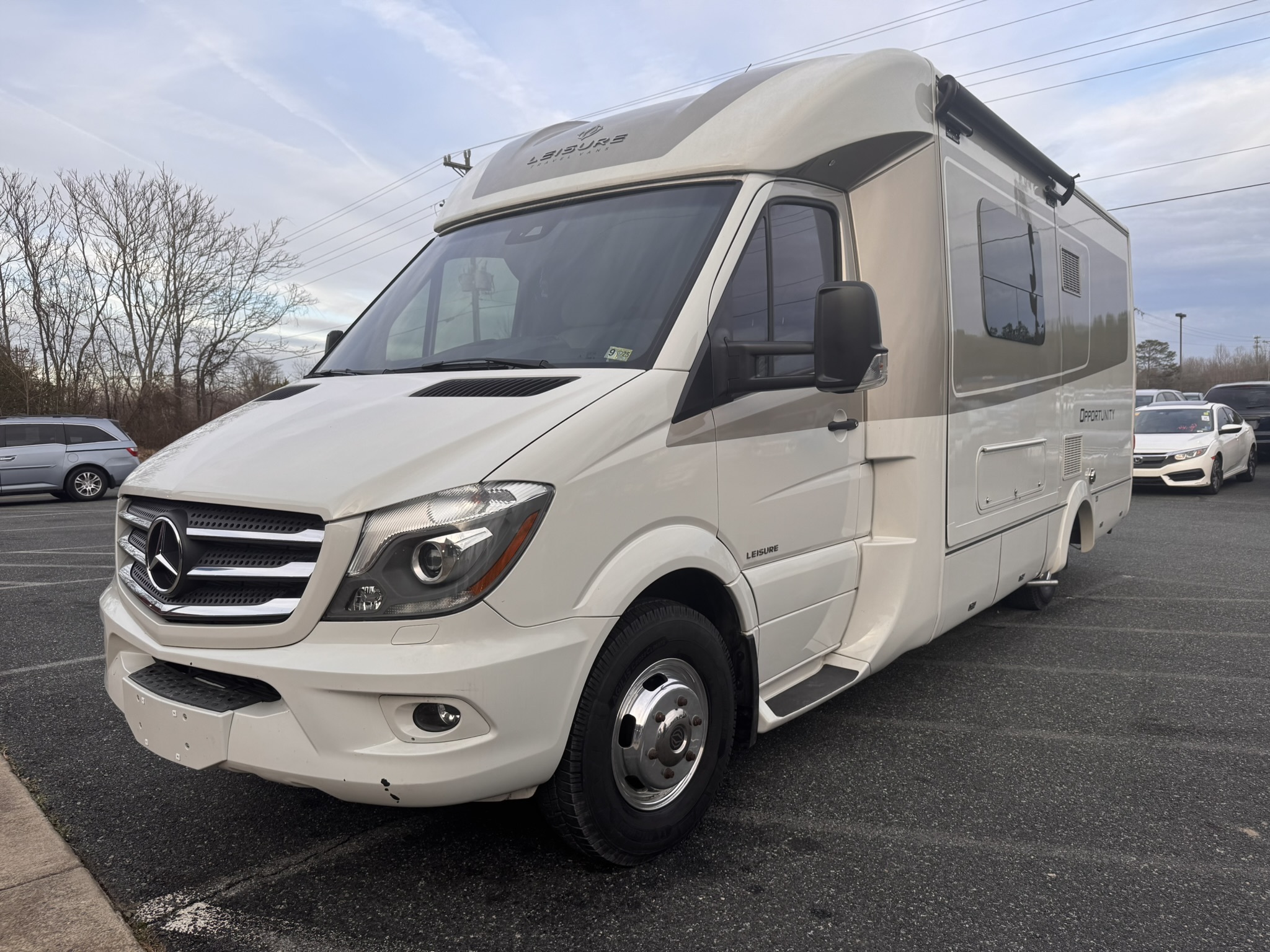 2017 Leisure Travel UNITY U 24 FX RV
