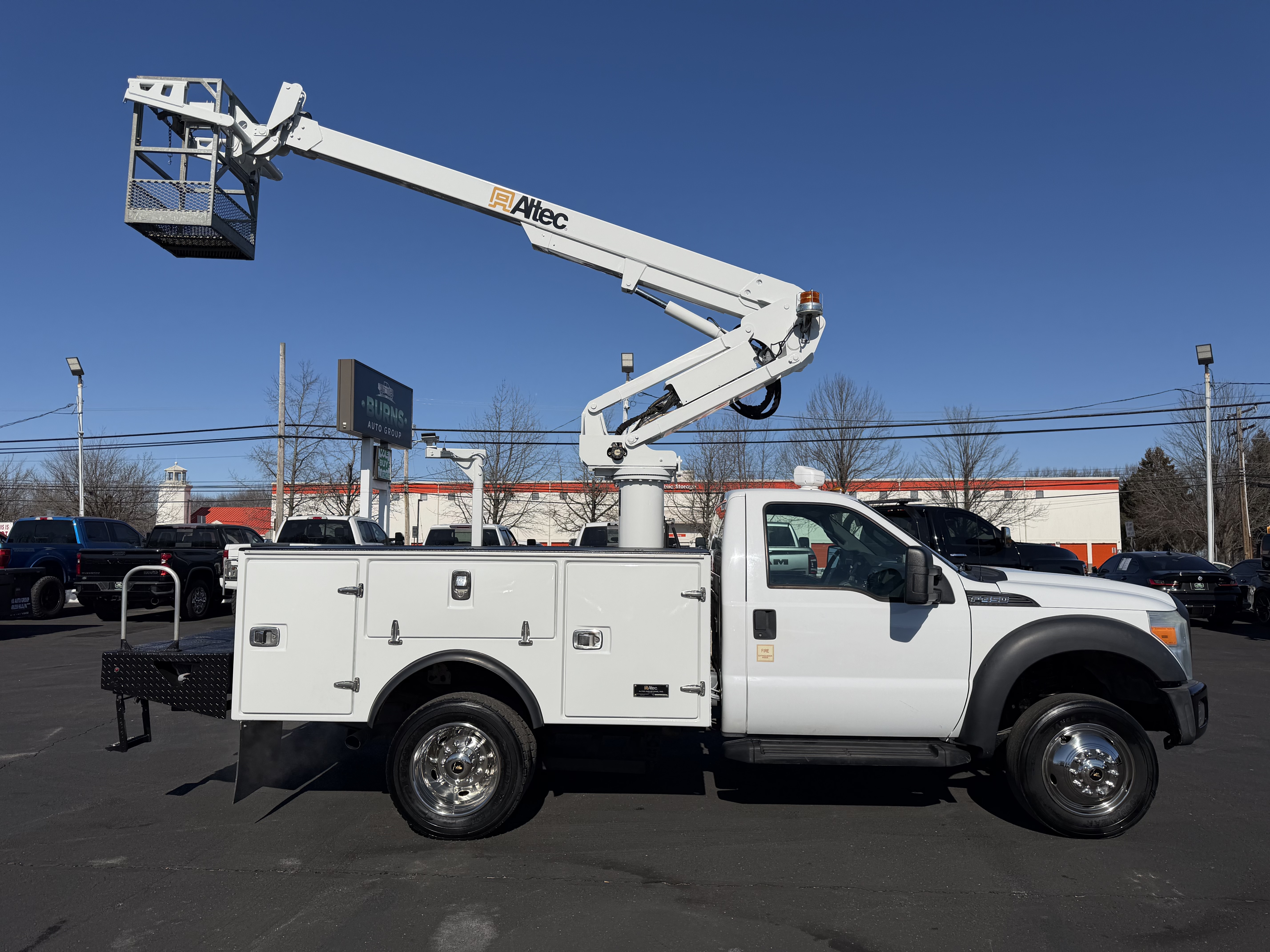 2016 FORD F450 in Fairless Hills, PA