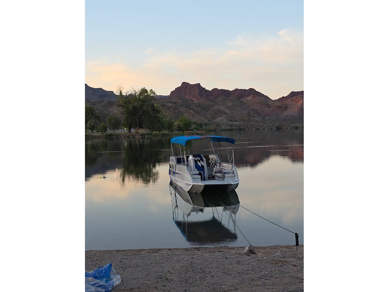 A photo of this 1999 Advantage Boats Party Cat