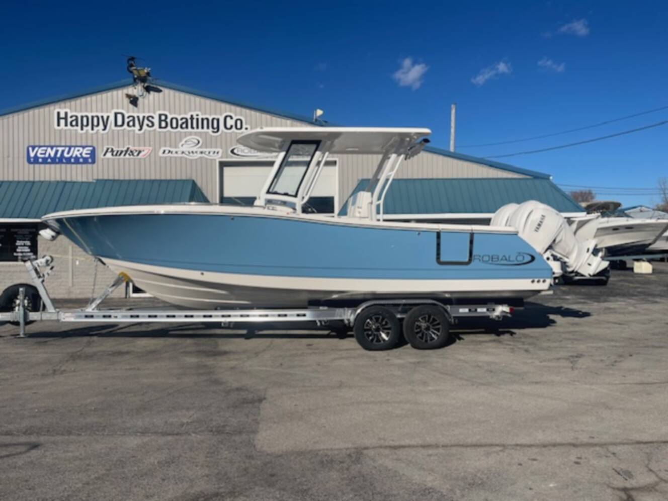 A photo of this 2026 Robalo R270 CC