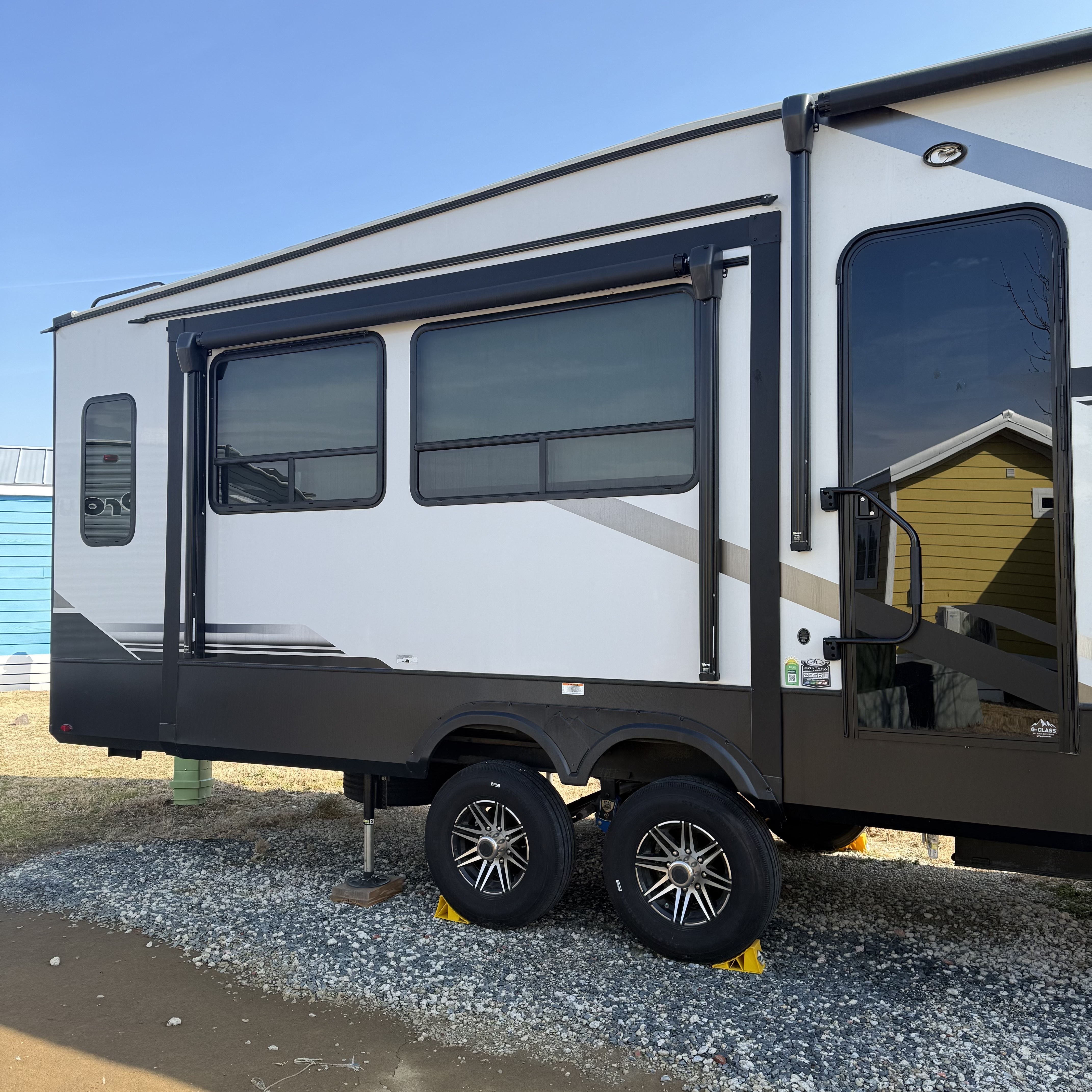 2024 Keystone MONTANA HIGH COUNTRY 295RL RV