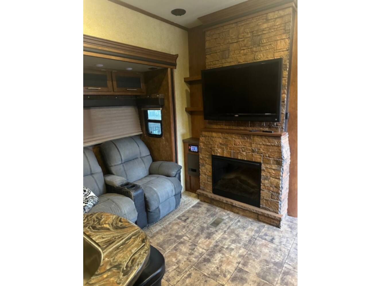 A photo of this 2013 Forest River XLR 369AMP
