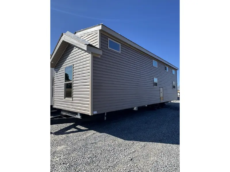 2026 KROPF LAKESIDE 8180WD