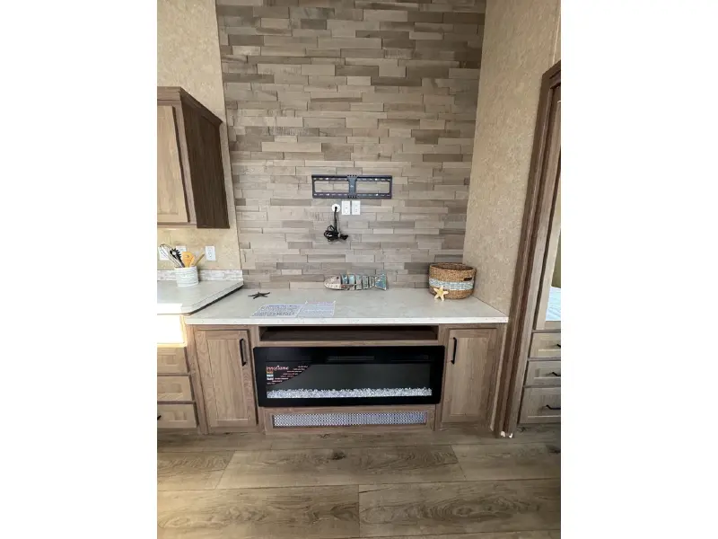 2026 KROPF LAKESIDE 8180WD