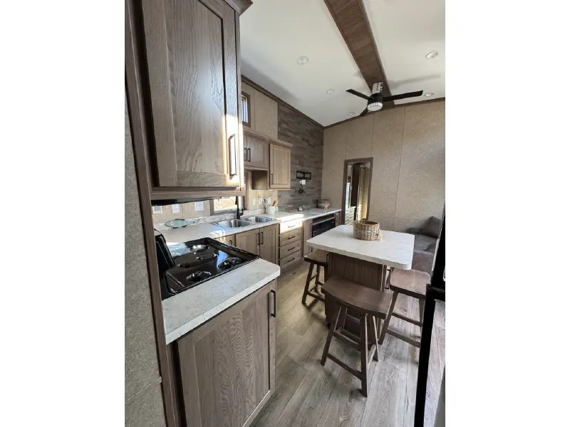 2026 KROPF LAKESIDE 8180WD