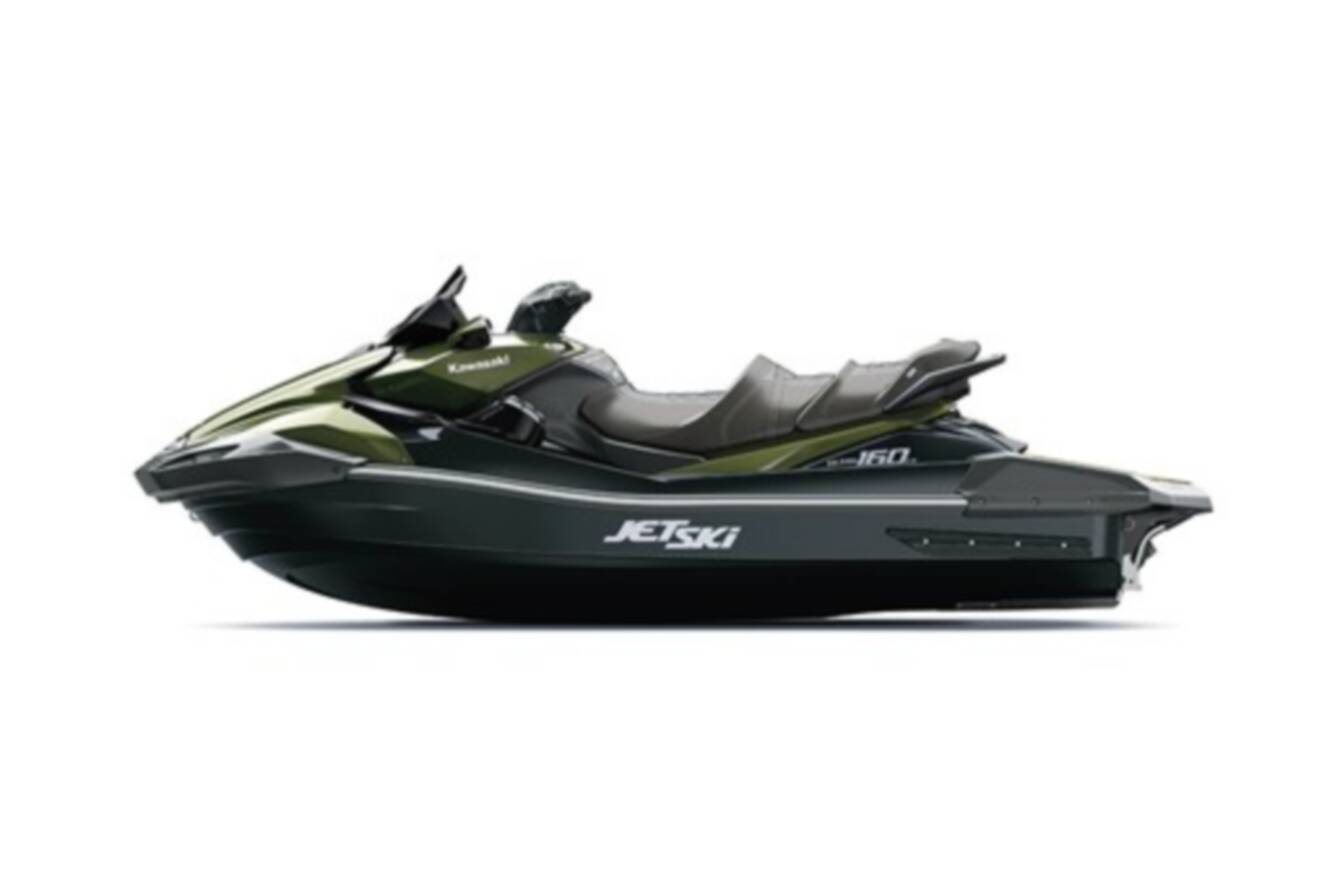 A photo of this 2025 Kawasaki ULTRA 160