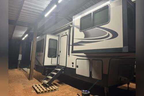 2021 Forest River SANDPIPER 391FLRB in wesson MS
