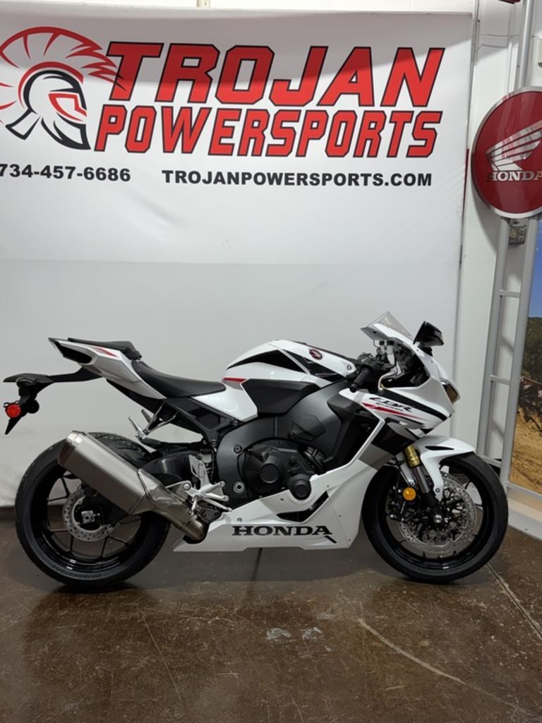 2026 Honda® CBR1000RR 1000RR in Monroe, MI
