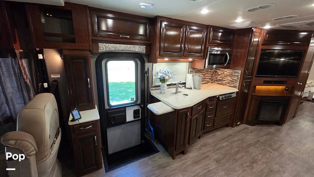2018 Fleetwood Pace Arrow 36U in kingsville OH