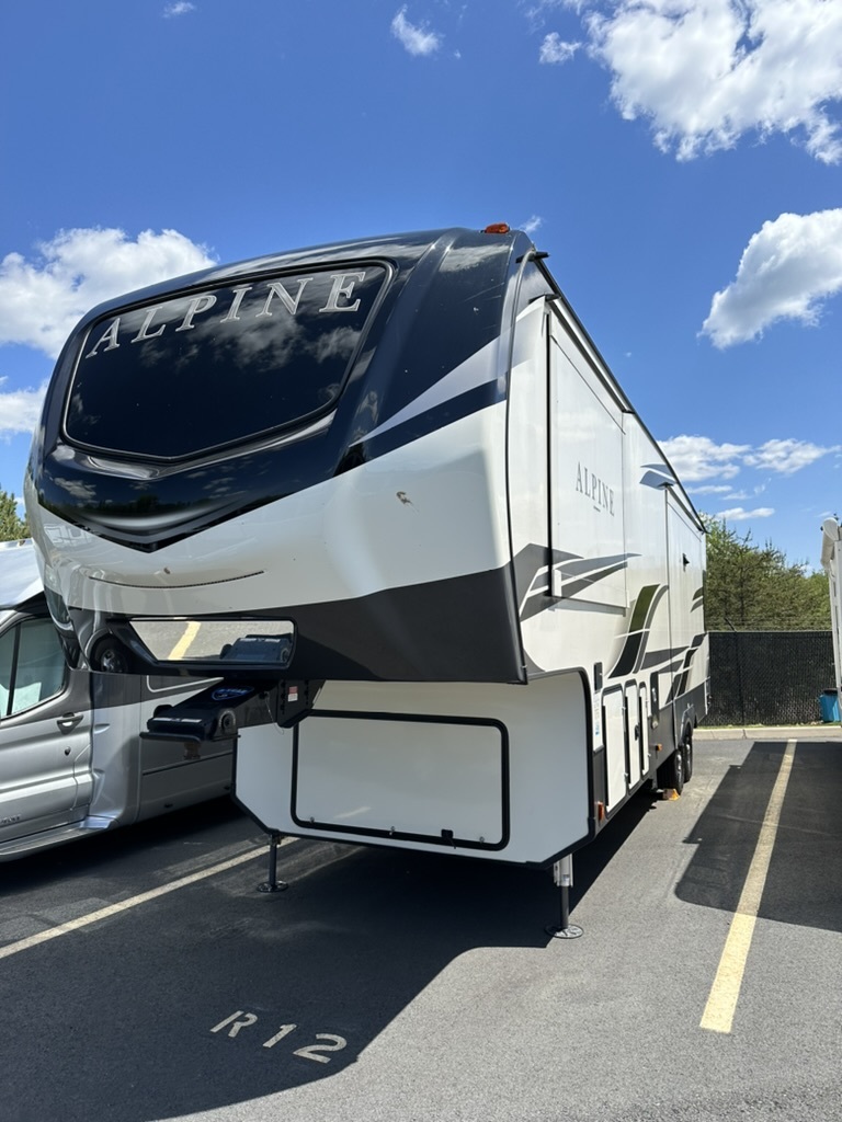 2020 Keystone ALPINE 3121RS RV