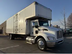 2022 KENWORTH T270