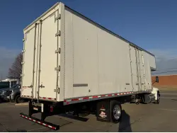 2022 KENWORTH T270