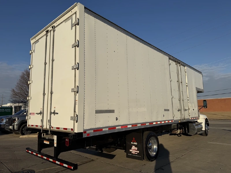 2022 KENWORTH T270