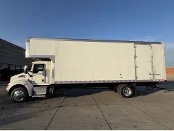 2022 KENWORTH T270