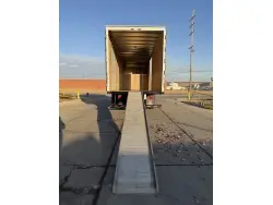 2022 KENWORTH T270