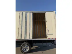 2022 KENWORTH T270
