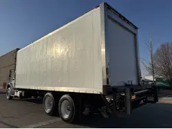 2015 FREIGHTLINER BUSINESS CLASS M2 106