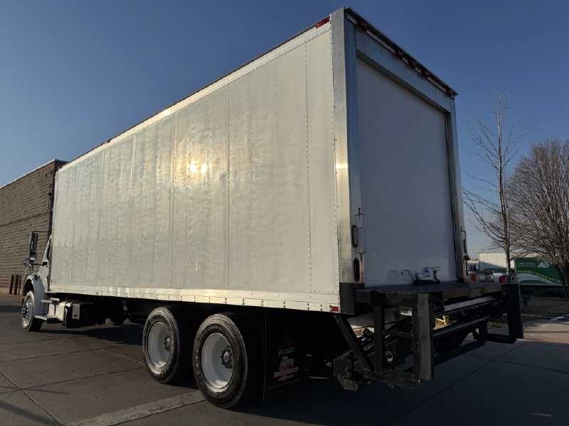 2015 FREIGHTLINER BUSINESS CLASS M2 106