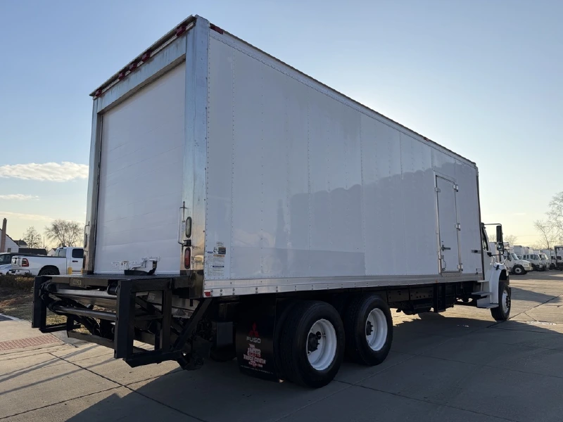 2015 FREIGHTLINER BUSINESS CLASS M2 106