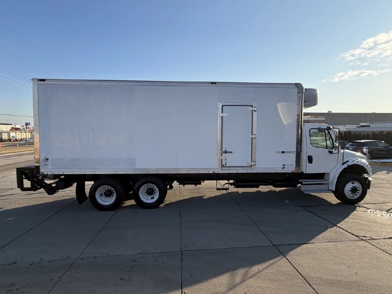 2015 FREIGHTLINER BUSINESS CLASS M2 106