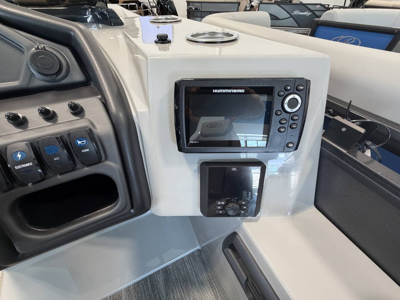 A photo of this 2026 Bentley LEGACY 243 SWINGBACK