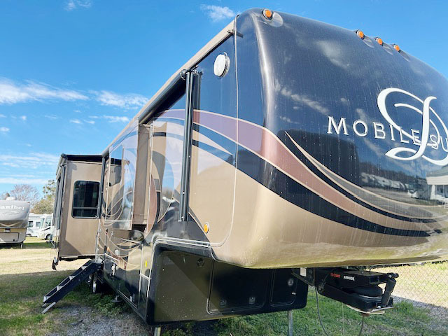2015 DRV MOBILE SUITES 39DBRS3 in east palatka FL
